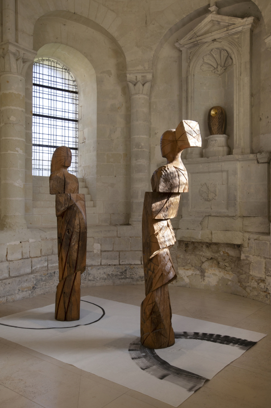 Elle et le chemin : La Visitation, exposition ELLE ET LE CHEMIN, 2022, Nicolas Alquin, Abbaye Royale de Fontevraud © Gautier Deblonde